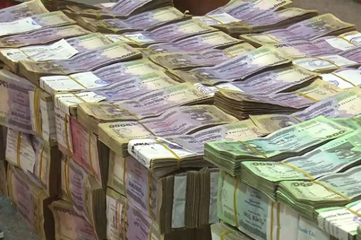 দুর্বল ৪ ব্যাংক পেল হাজার কোটি টাকার তারল্য সহায়তা